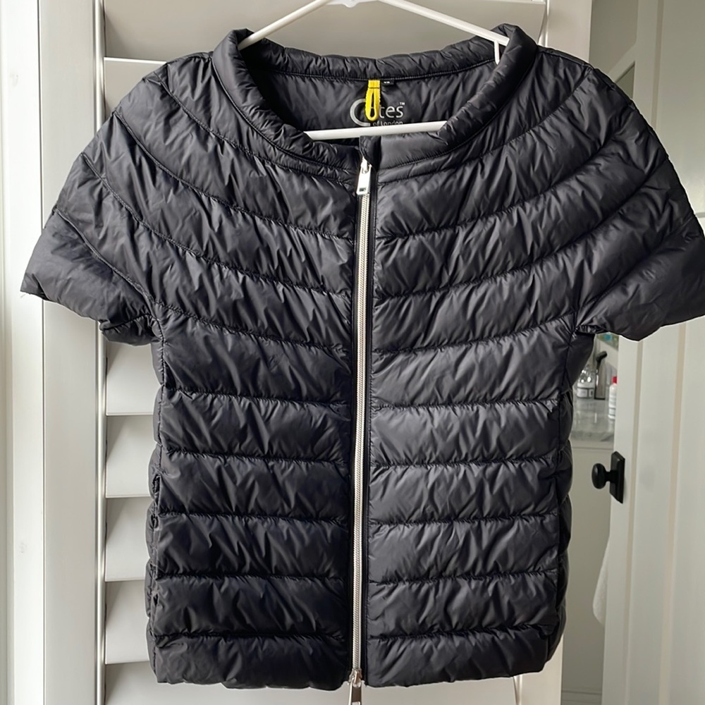New Cotes of London vest- black- xs
